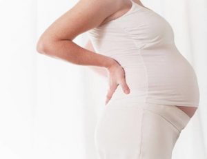 pregnant woman with pelvic pain during pregnancy symptoms